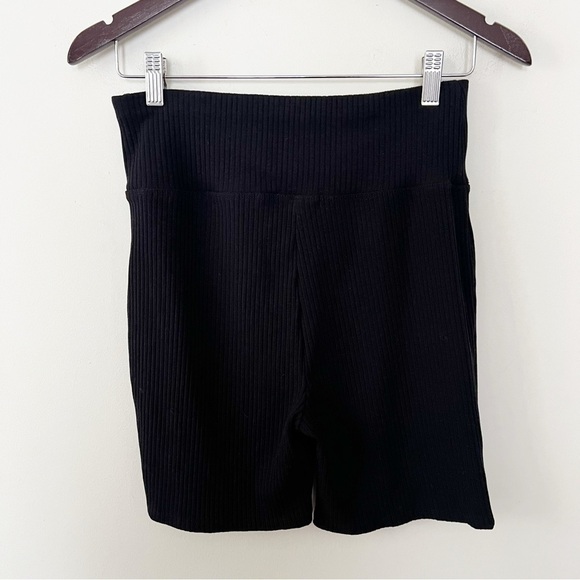 Bar III Black Ribbed Knit Elastic Waist Pull on Biker Shorts Size Large - Picture 4 of 6